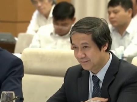 GIẤU ĐẦU HỞ ĐUÔI