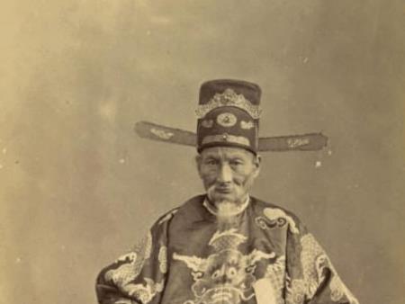 PHAN THANH GIẢN YÊU NƯỚC NÀO?